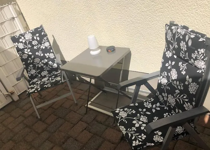 Mit Blick Ins Gruene *